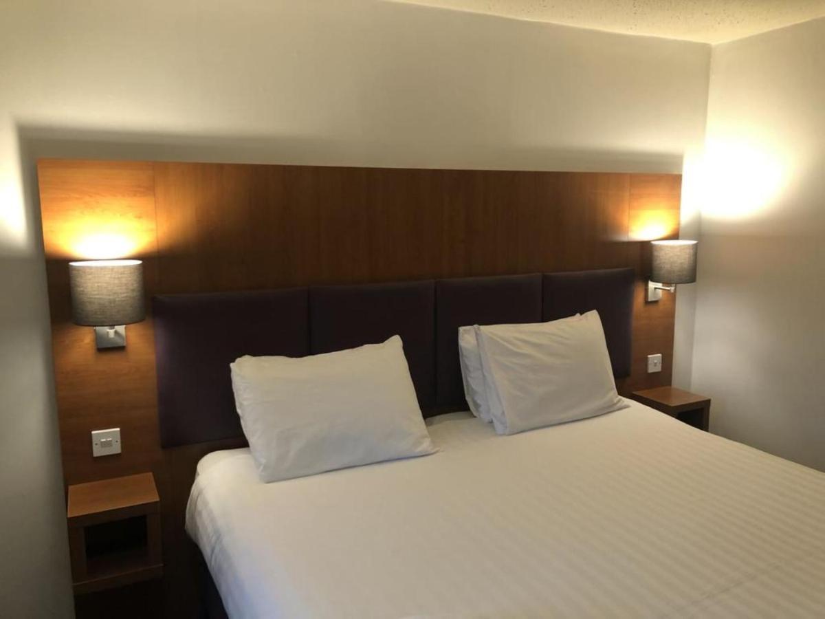 Bluemont Hotel برومسجروف المظهر الخارجي الصورة
